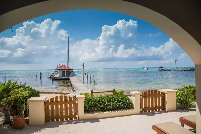 酒店 The Palms Oceanfront Suites