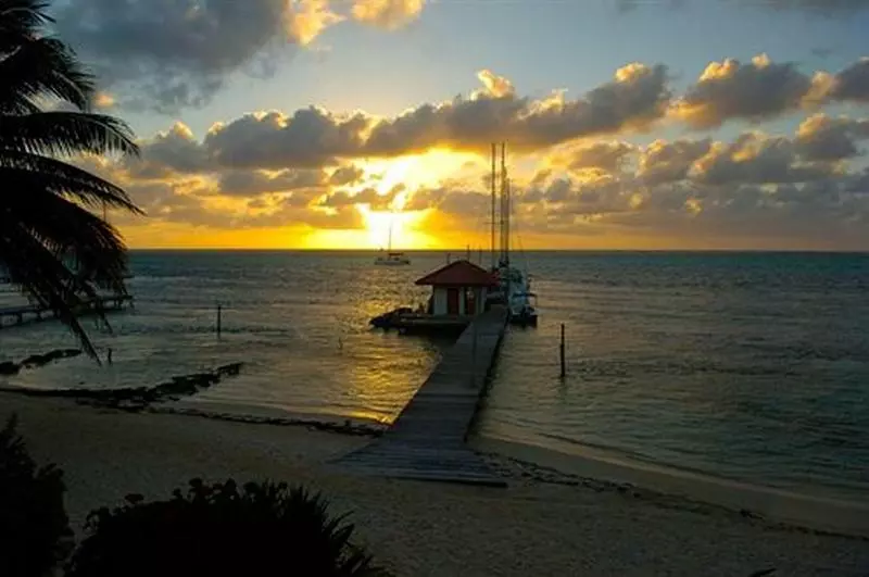 酒店 The Palms Oceanfront Suites