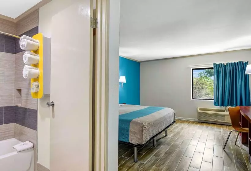 Motel 6 norcross, Ga