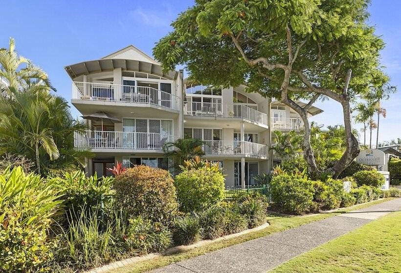 Noosa Outrigger Beach Resort