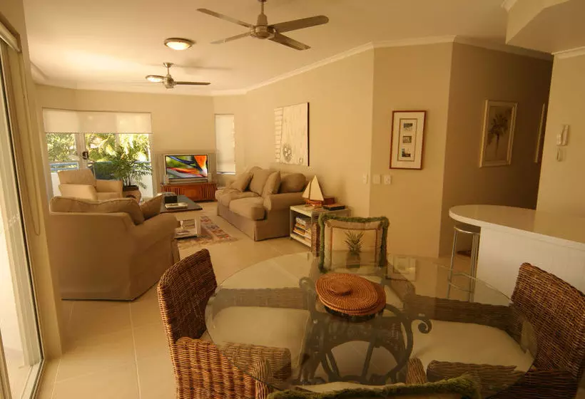 Noosa Riviera Resort