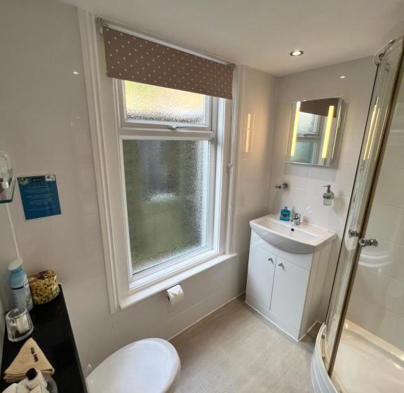 膳宿费 Birkdale Guest House