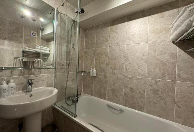 بنسيون Brunswick House