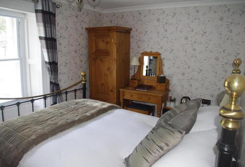 بنسيون Brunswick House