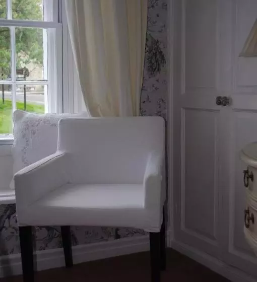 膳宿费 Brunswick House