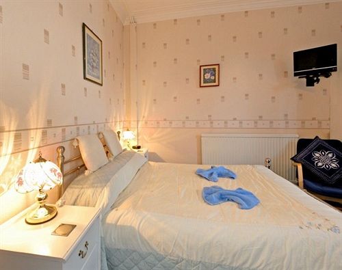 펜션 Cherry Grove Guest House