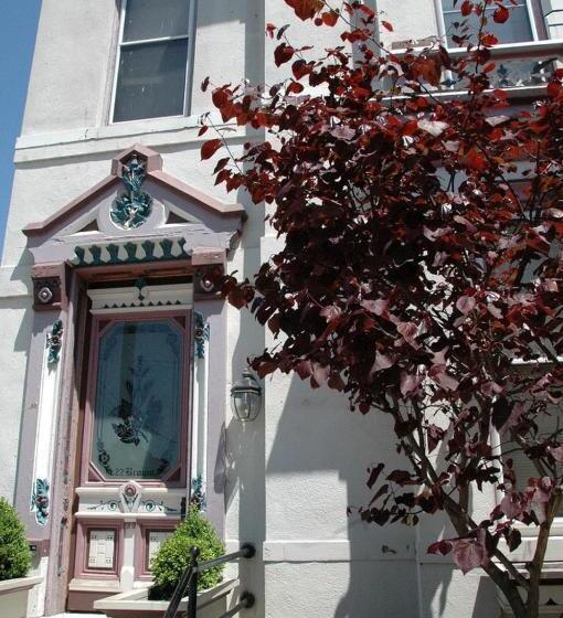 پانسیون Inn Port D Vino