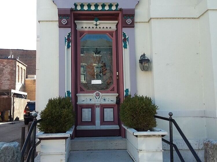 پانسیون Inn Port D Vino