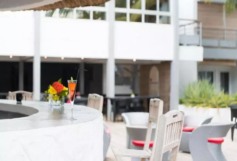 پانسیون La Tonnelle Guest House