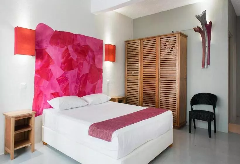 پانسیون La Tonnelle Guest House