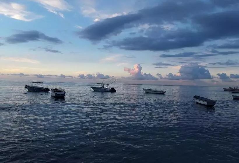 پانسیون La Tonnelle Guest House