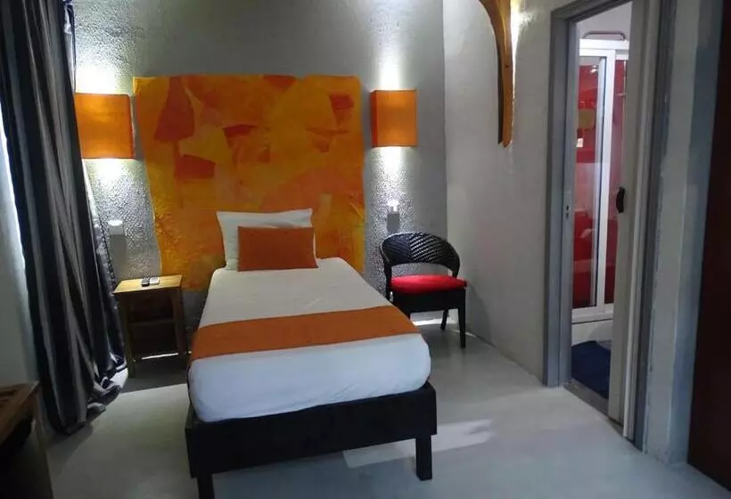 پانسیون La Tonnelle Guest House