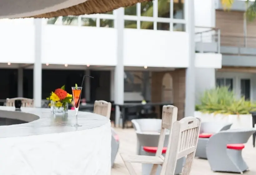 پانسیون La Tonnelle Guest House