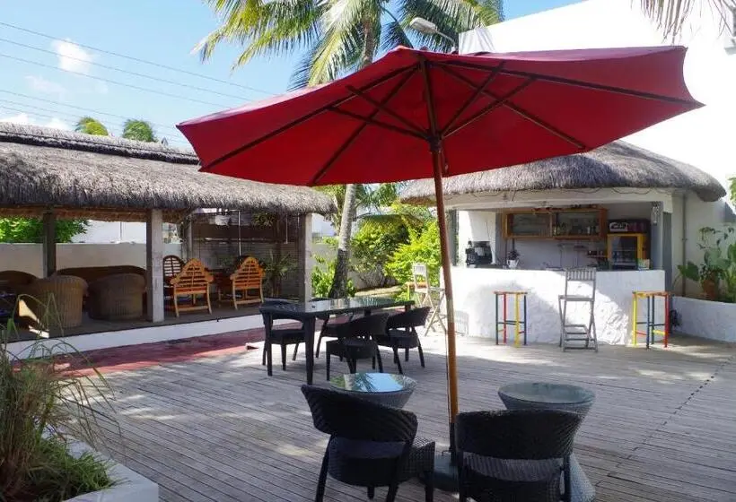پانسیون La Tonnelle Guest House