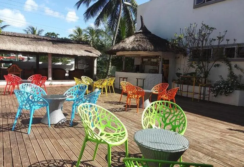 پانسیون La Tonnelle Guest House