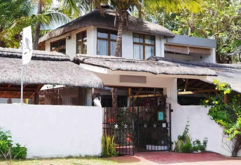 پانسیون La Tonnelle Guest House