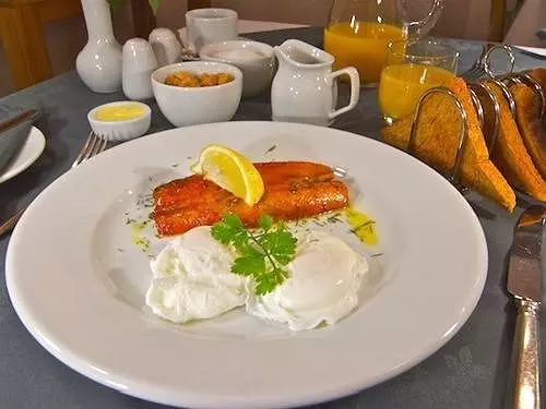 Пансион Throapham House