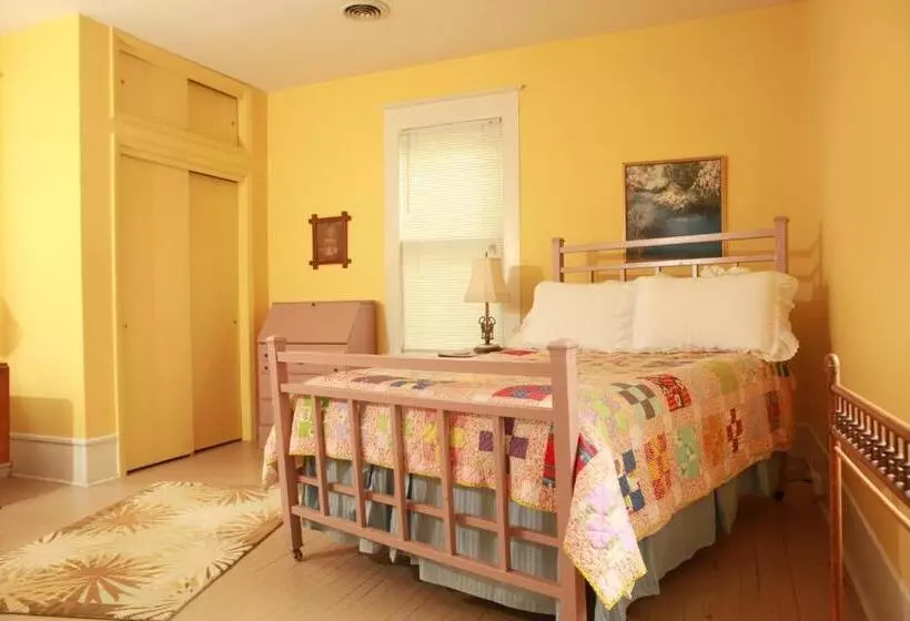 The Dailey Renewal Retreat B & B