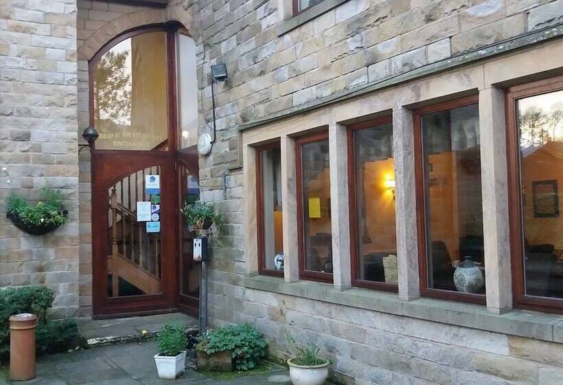 The Waltzing Weasel B&b