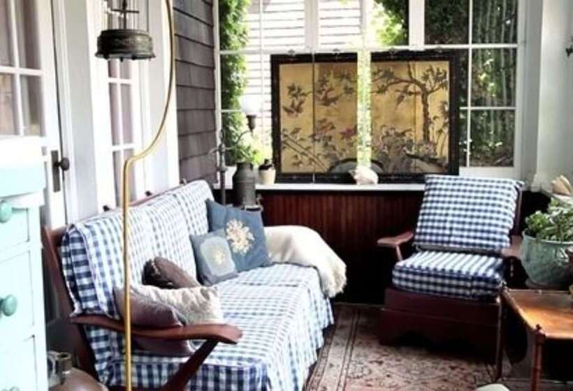 Victorian Bed & Breakfast