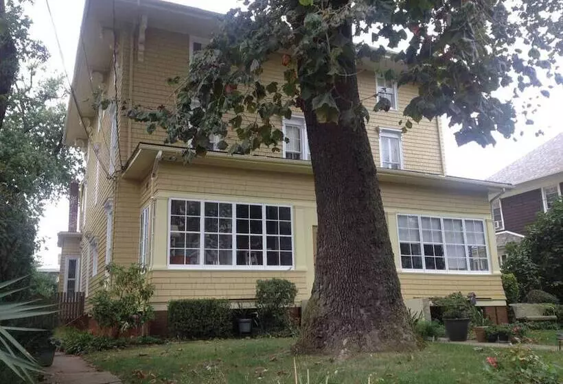 Victorian Bed & Breakfast