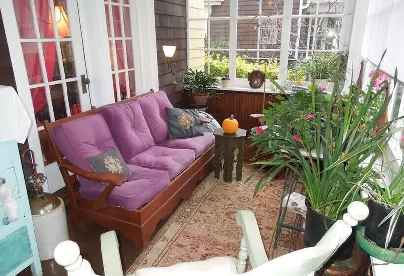 Victorian Bed & Breakfast