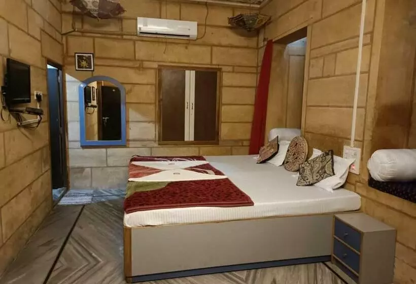 تختخواب و صبحانه Taiyab Villa