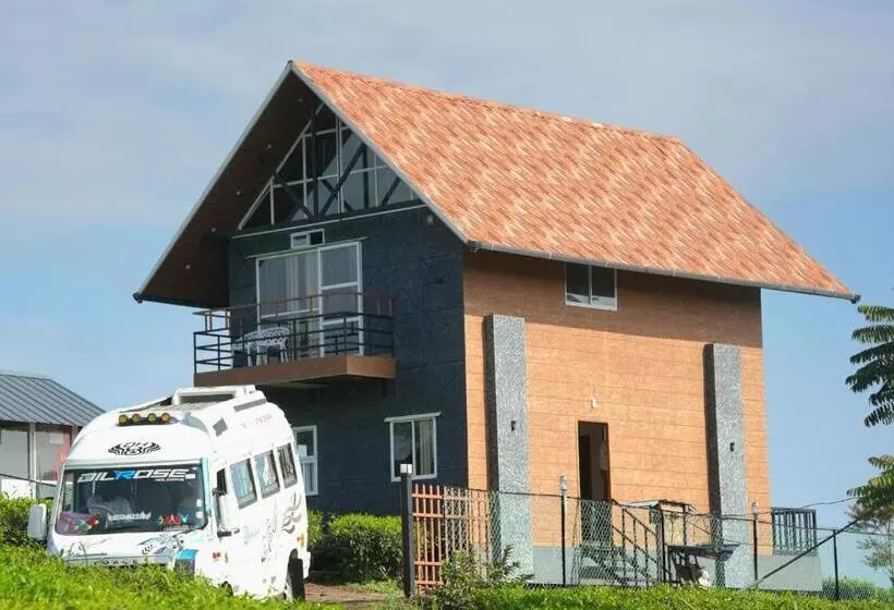 リゾートホテル Cloud Canopy   Tea Garden Family Pool Cottage In Vagamon