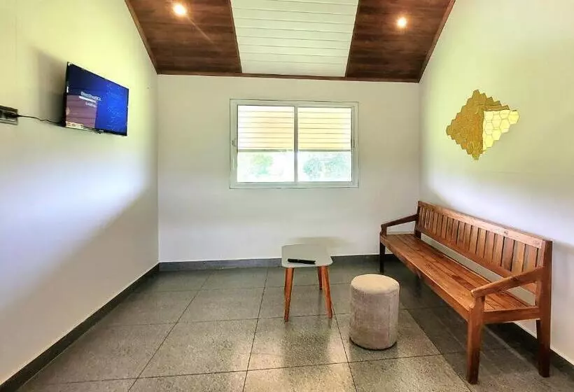 リゾートホテル Cloud Canopy   Tea Garden Family Pool Cottage In Vagamon