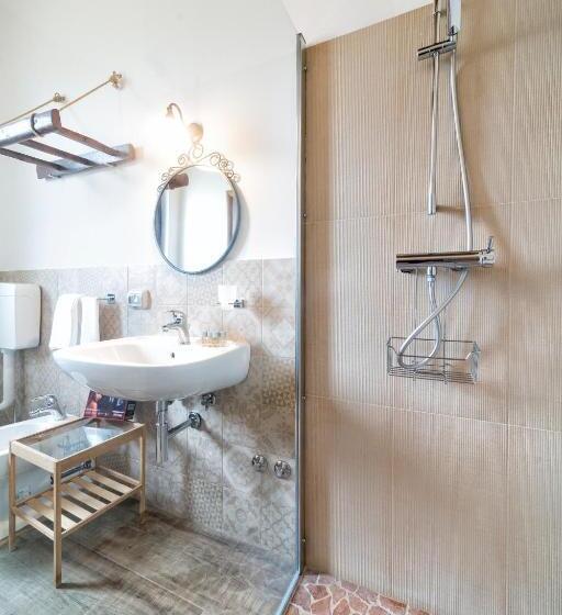 Отель Agriturismo Tenuta Del Grillaio