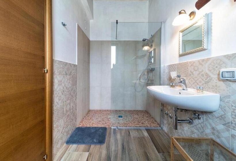 Отель Agriturismo Tenuta Del Grillaio