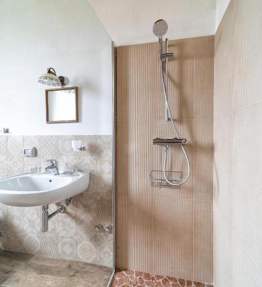 Отель Agriturismo Tenuta Del Grillaio