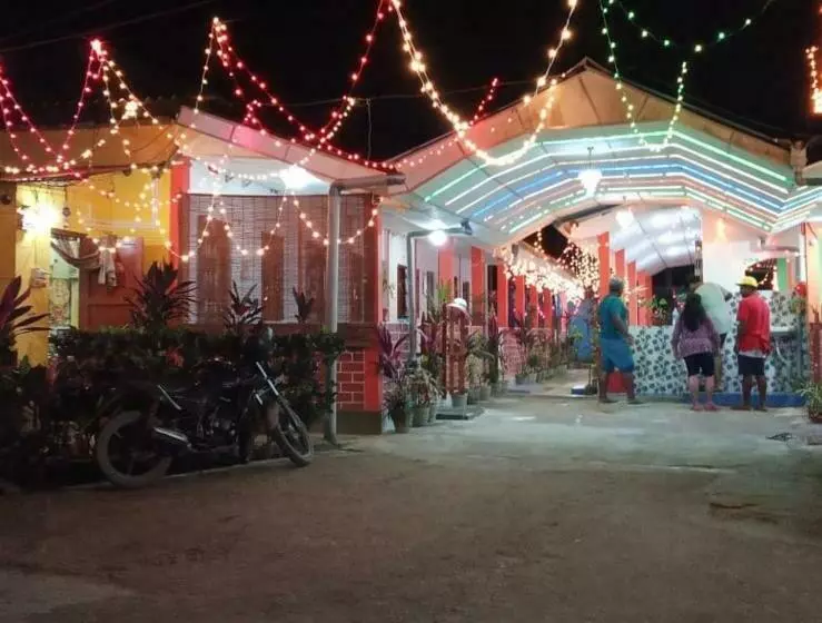 ホテル Akash Resort