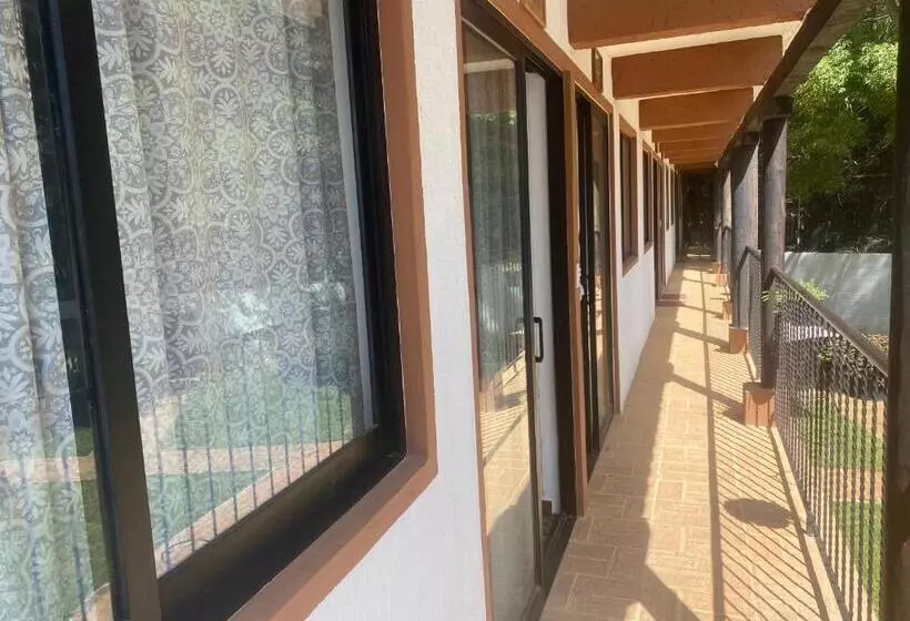 هتل La Villa De La Abuela