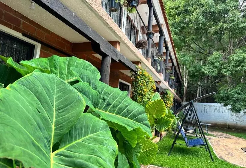هتل La Villa De La Abuela