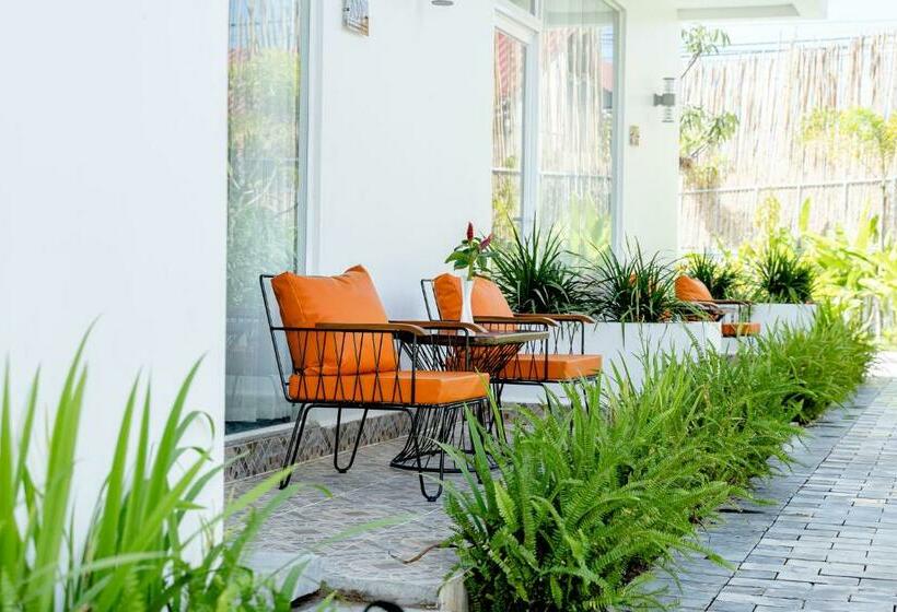 فندق Nykasmy Kampot Residence