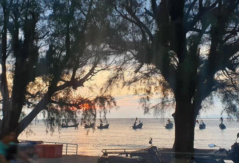 호텔 Seaside Palace