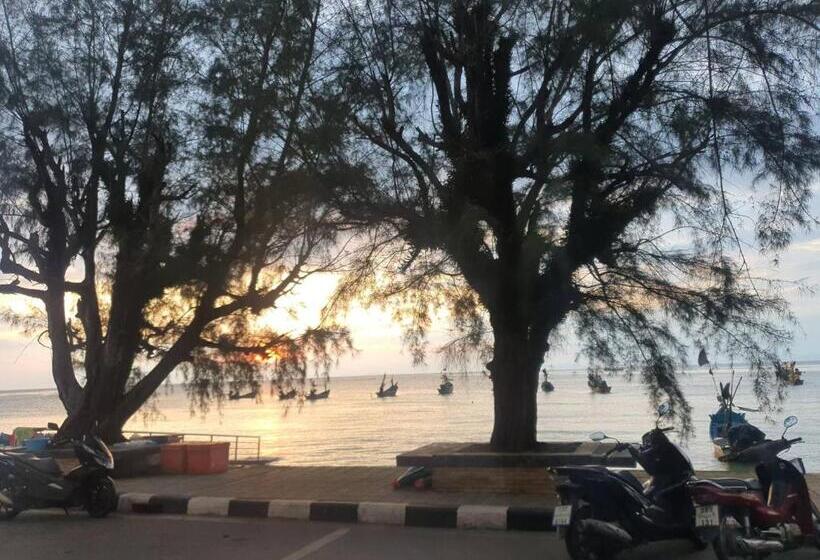 호텔 Seaside Palace