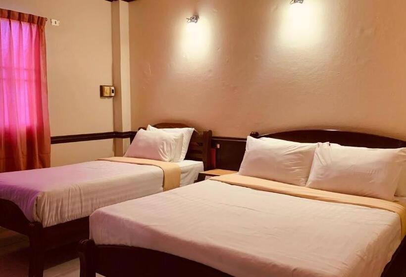 호텔 Seaside Palace