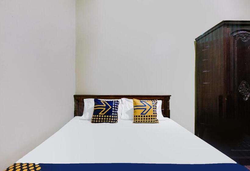 Отель Spot On 92068 Pudja Kesuma Homestay Syariah Yogyakarta