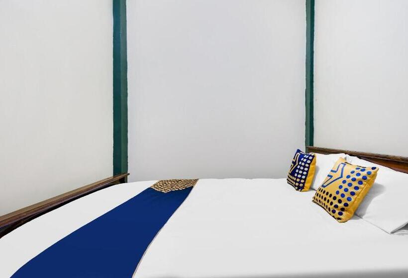 Отель Spot On 92068 Pudja Kesuma Homestay Syariah Yogyakarta