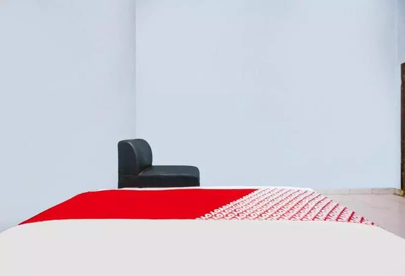 Hotelli Spot On 92072 Restu Ibu Homestay Syariah