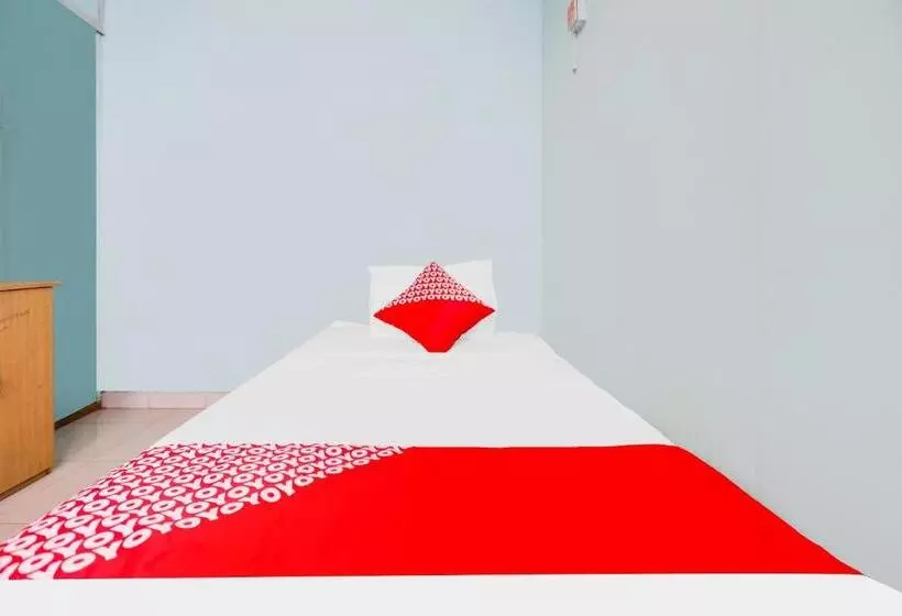 Hotelli Spot On 92072 Restu Ibu Homestay Syariah