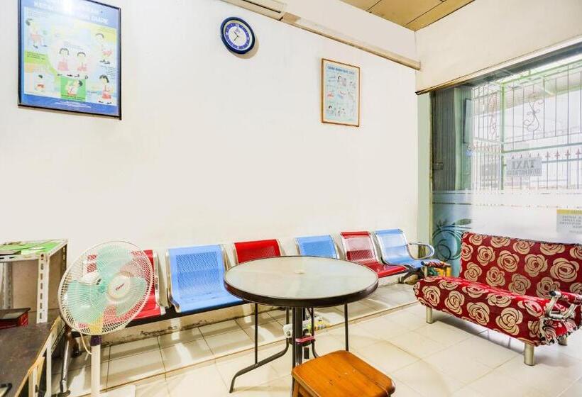 Hotel Spot On 92072 Restu Ibu Homestay Syariah