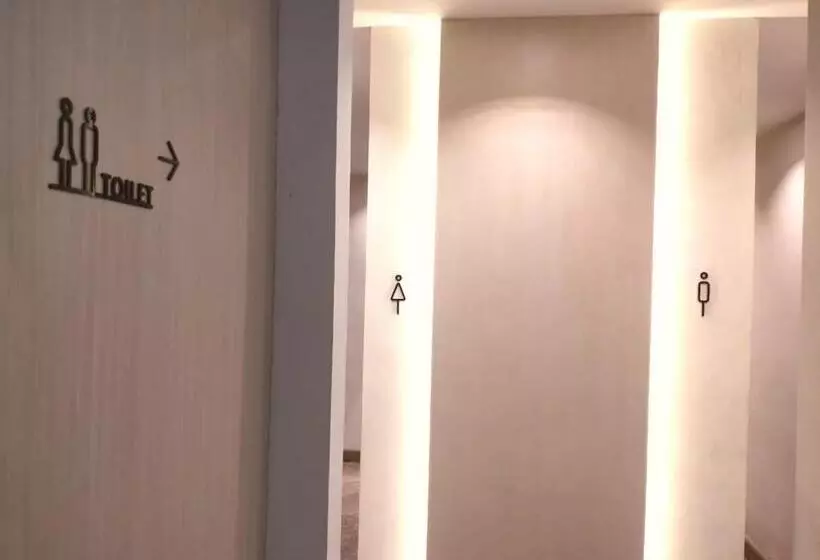 ホテル Surabaya River View