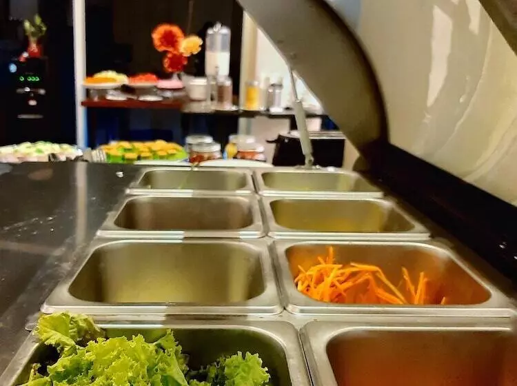 ホテル Surabaya River View