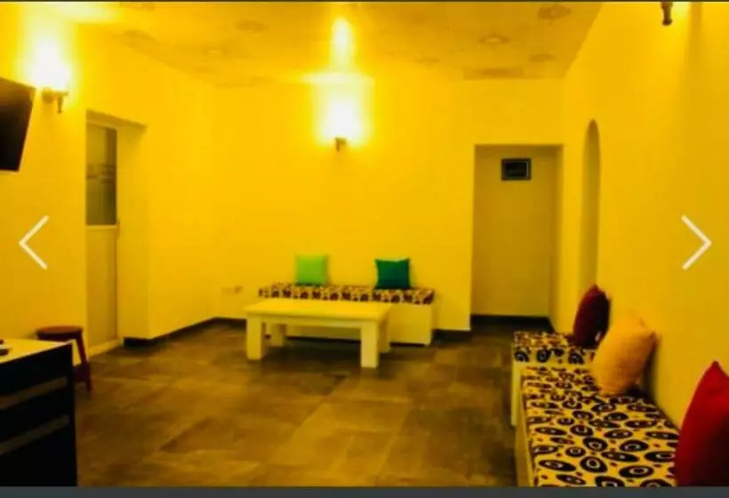 Hotelli Swan White Villa