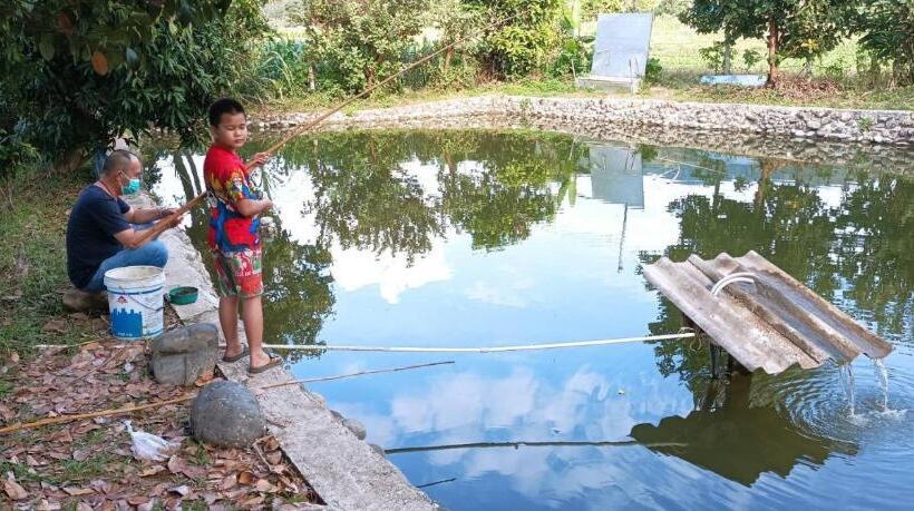 ペンション ที่พักสีเขียว