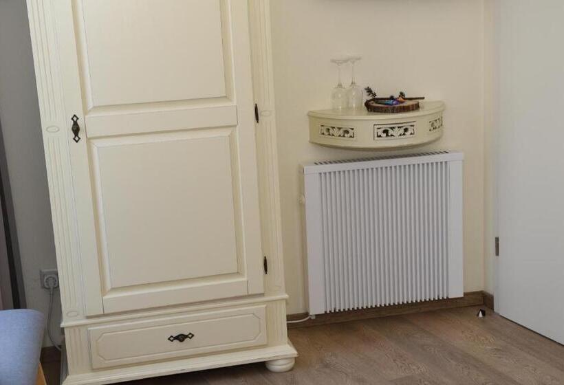 ペンション Altes Weingut An Der Vogtei