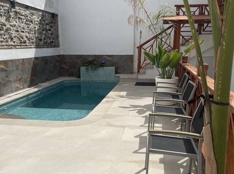 פנסיון La Villa Del Sastre